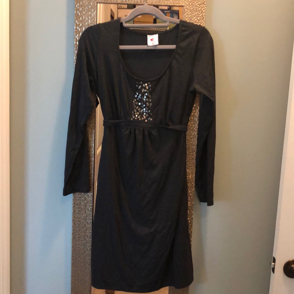 Dressy but comfy maternity dress